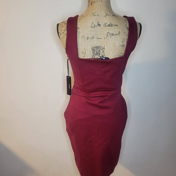NWT Lulu's Social Sensation Burgundy Square Neck Mini Bodycon Dress Medium - Picture 3 of 11